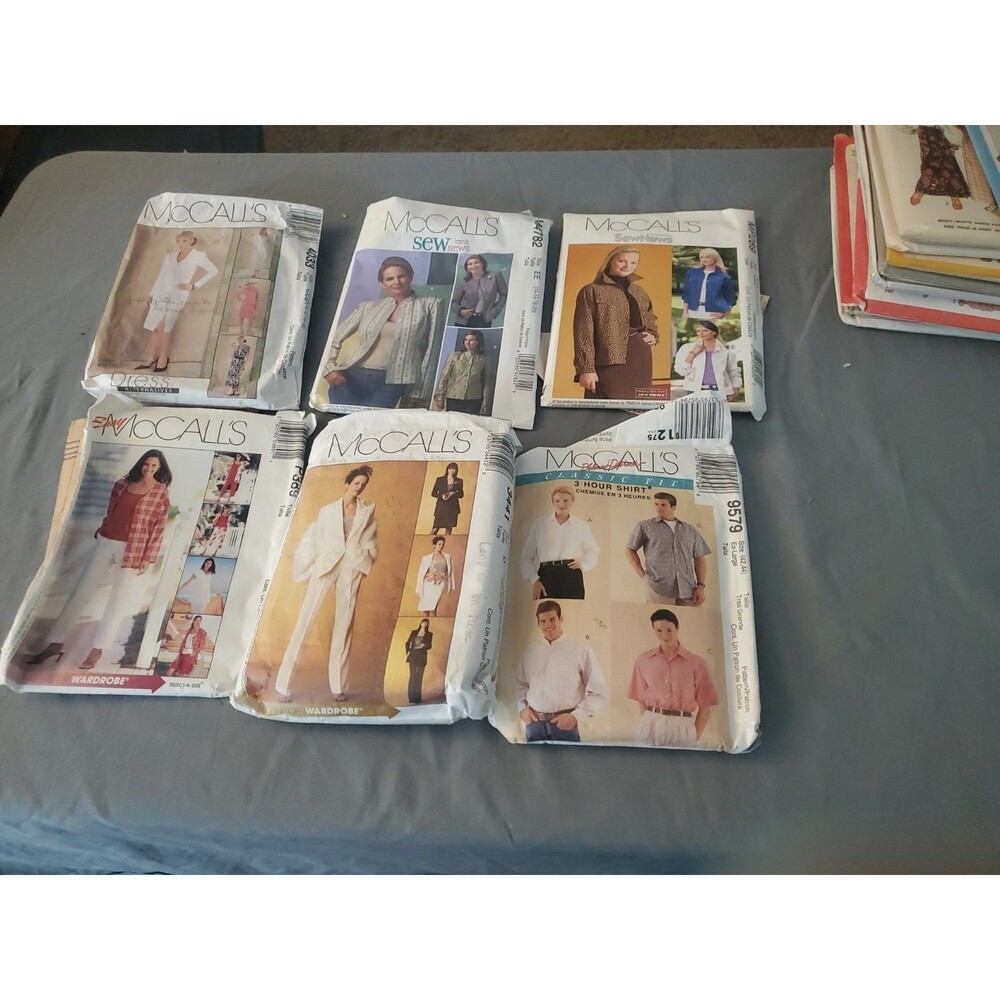 75 + Vtg SEWING PATTERNS MCCALL’S SIMPLICITY BUTTERICK VOGUE NEW LOOK SEE & SEW - Picture 10 of 14